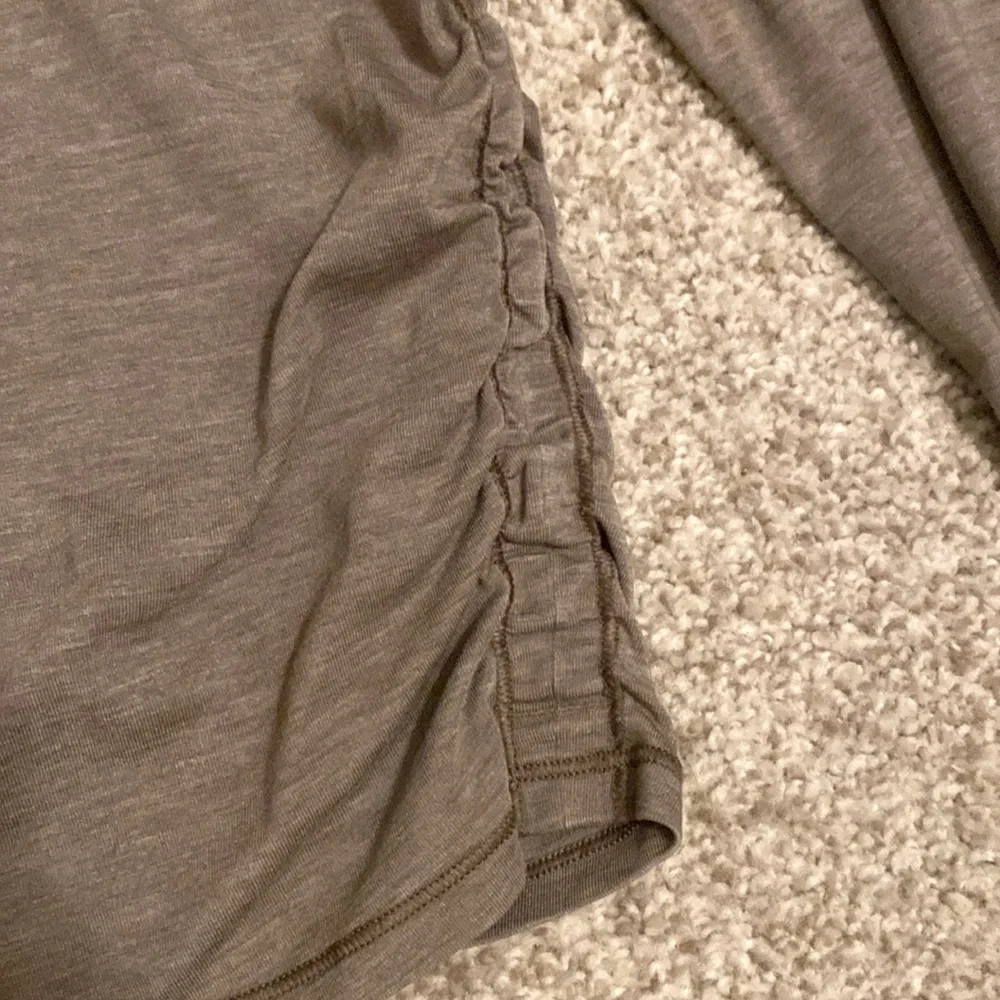 Lululemon Carbon Dust cinched cashmere long sleeve top